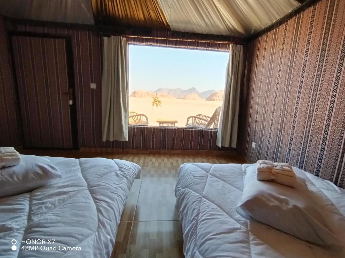 Caesar Desert Camp Wadi Rum Buitenkant foto