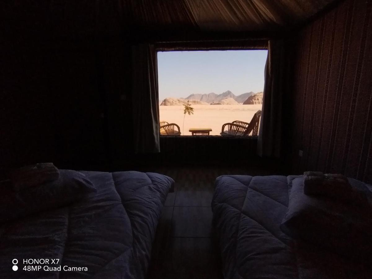 Caesar Desert Camp Wadi Rum Buitenkant foto